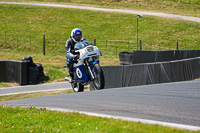 cadwell-park;cadwell-park-photographs;cadwell-trackday-photographs;enduro-digital-images;event-digital-images;eventdigitalimages;peter-wileman-photography;racing-digital-images;trackday-digital-images;trackday-photos